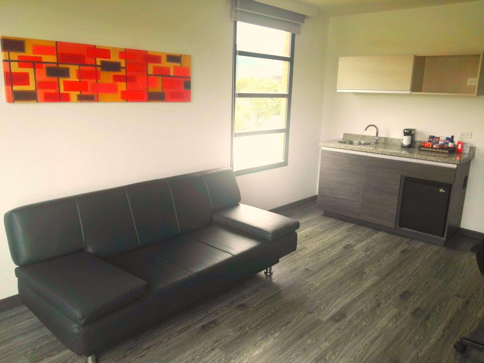 Best Western Calleja Suites Богота Экстерьер фото